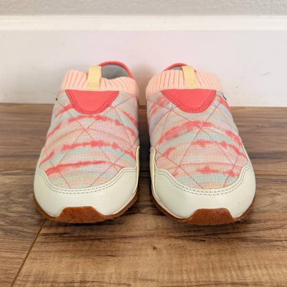 Teva Women's Ember Moc Tie-Dye Shoes - Pink and Blue NWT Size 7 - Picture 3 of 9